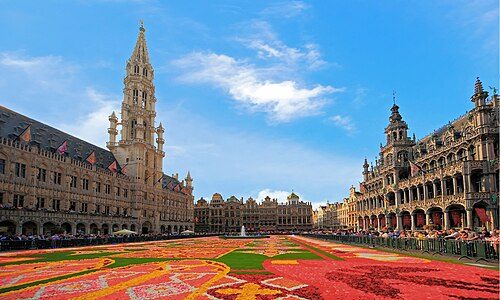 A historical heart in the city