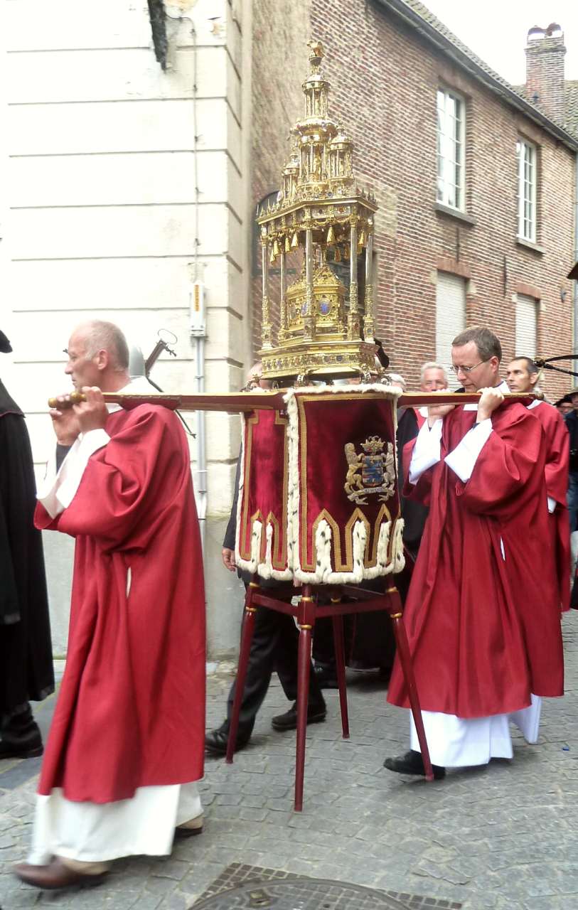Local traditions - Bruges