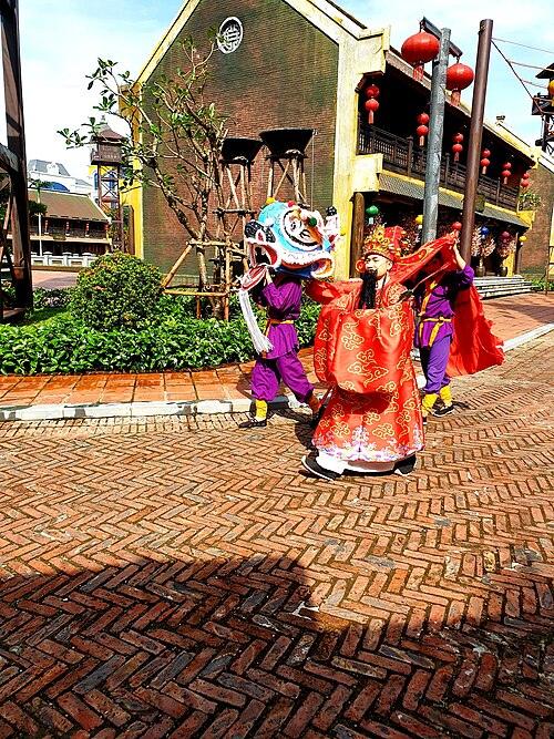 Lion dance with Thần Tài in Thăng Long Cổ trấn, Phú Quốc