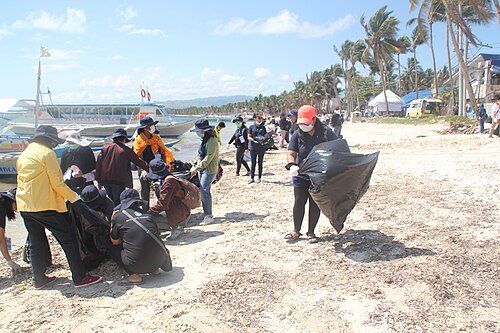 Cleanup of Boracay in 2018