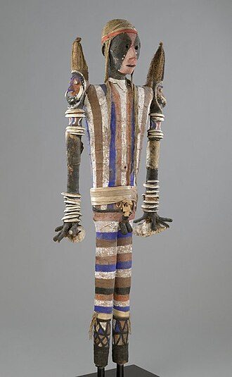 Effigy Figure (Rambaramp), before 1880. Wood, fiber, mud, pigment, bone, shell, boar's tusks. Brooklyn Museum