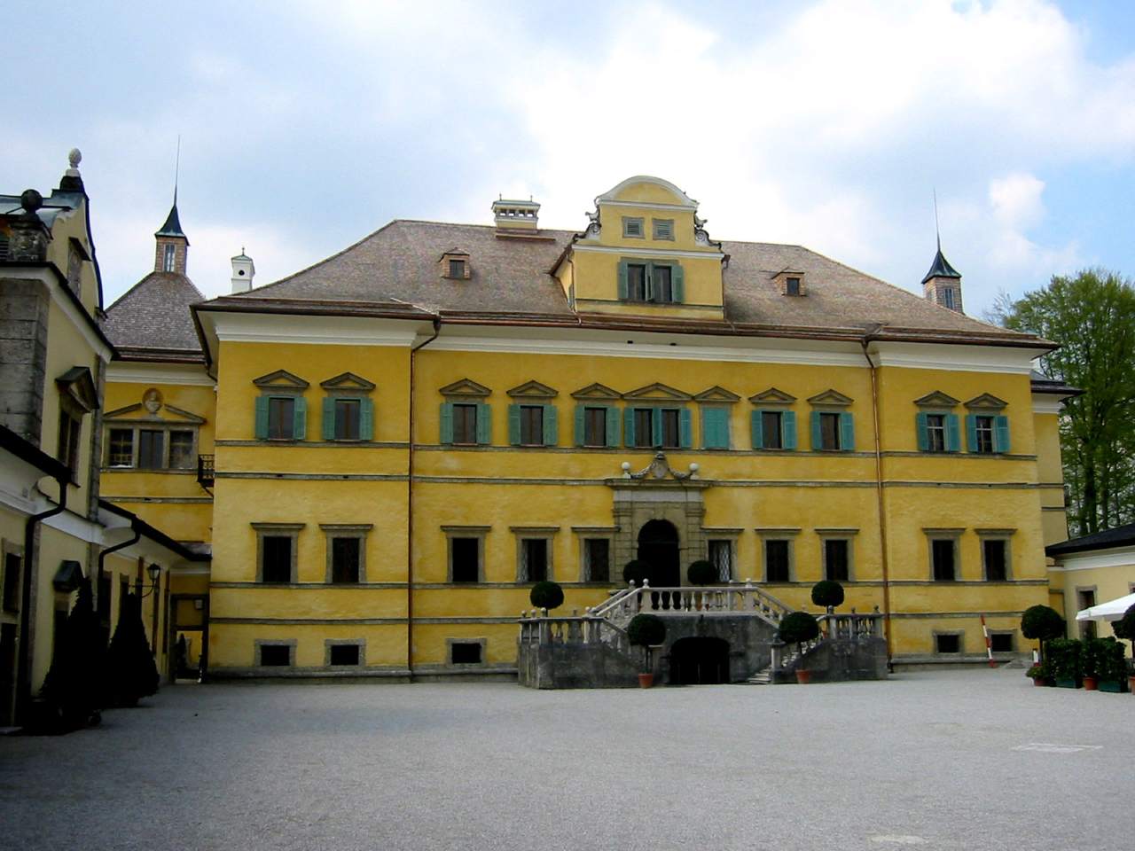 Hellbrunn Palace