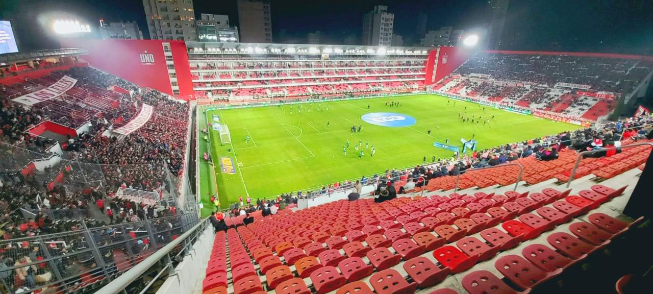 Estadio Jorge Luis Hirschi