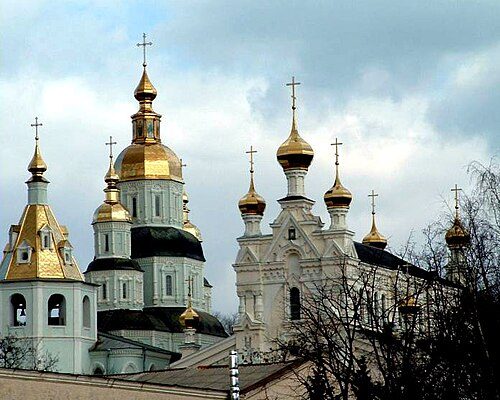The Intercession Cathedral with bell tower and Ozerianska church (right) built in 1689