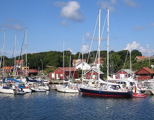 The narrow sound between North and South Koster.