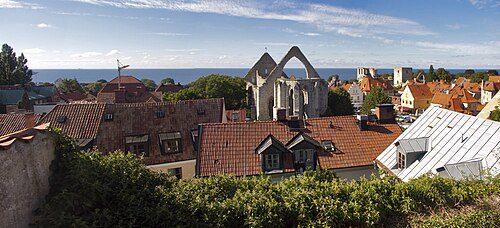 Explore the historic St. Nicolaus Church