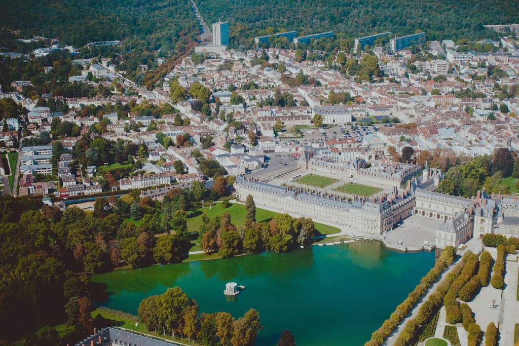 History - Fontainebleau