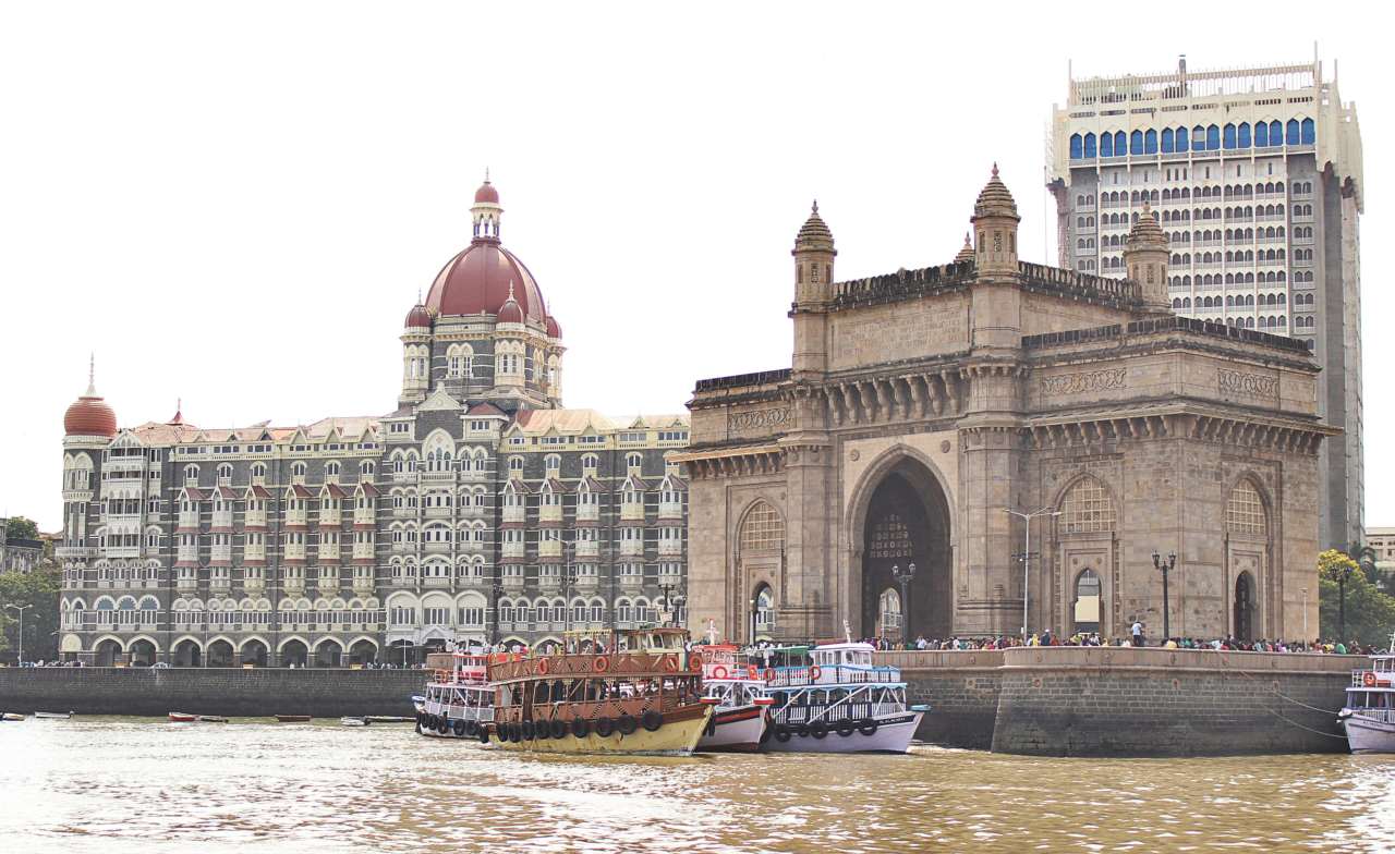 Local traditions - Mumbai