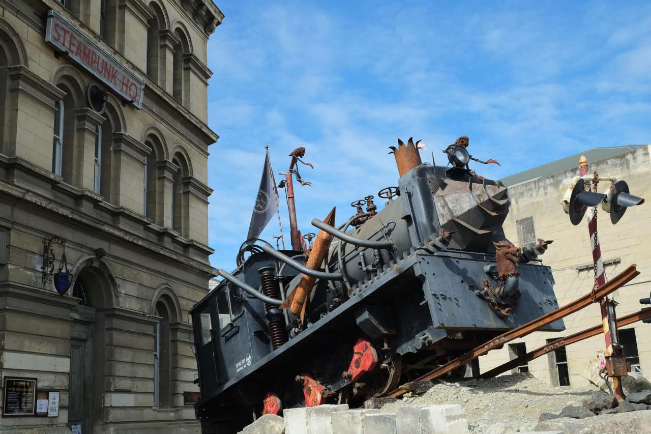 Steampunk HQ