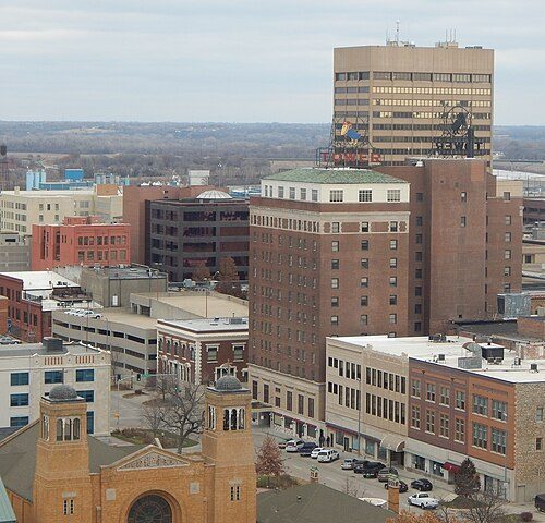 A panoramic view of Topeka's skyline