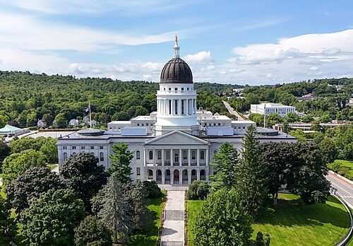 Explore Maine's Historic State House