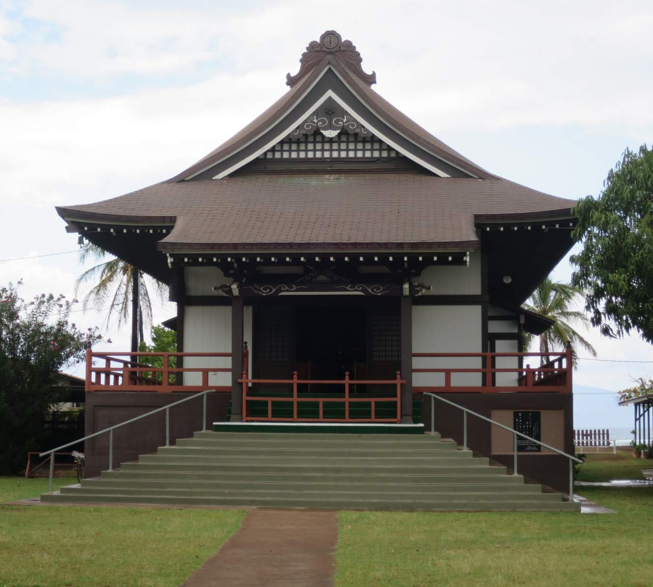 Lahaina Jodo Mission